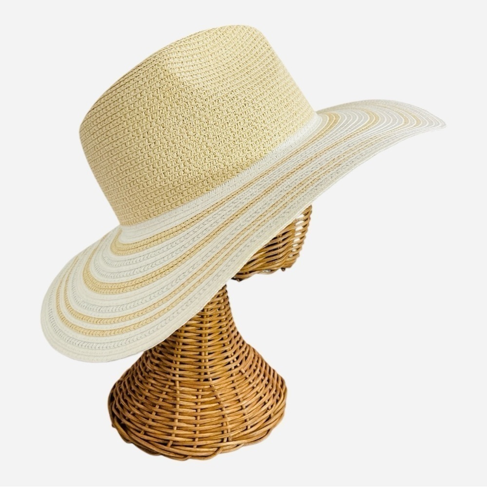 MAGID HATS Women's White
Striped sun hat ONE SIZE, Summer, Beach, picnic - Picture 5 of 13